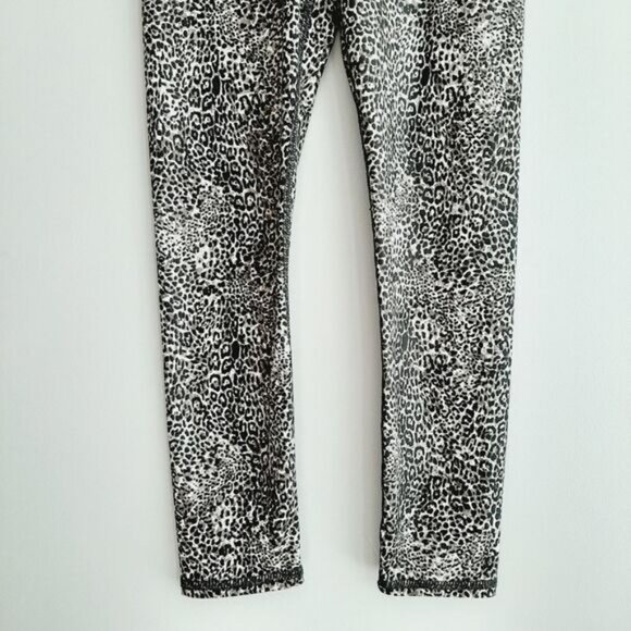 EVOLUTION & CREATION The Mia Legging High Waist Crop Leopard Print Sz XS - Picture 6 of 10